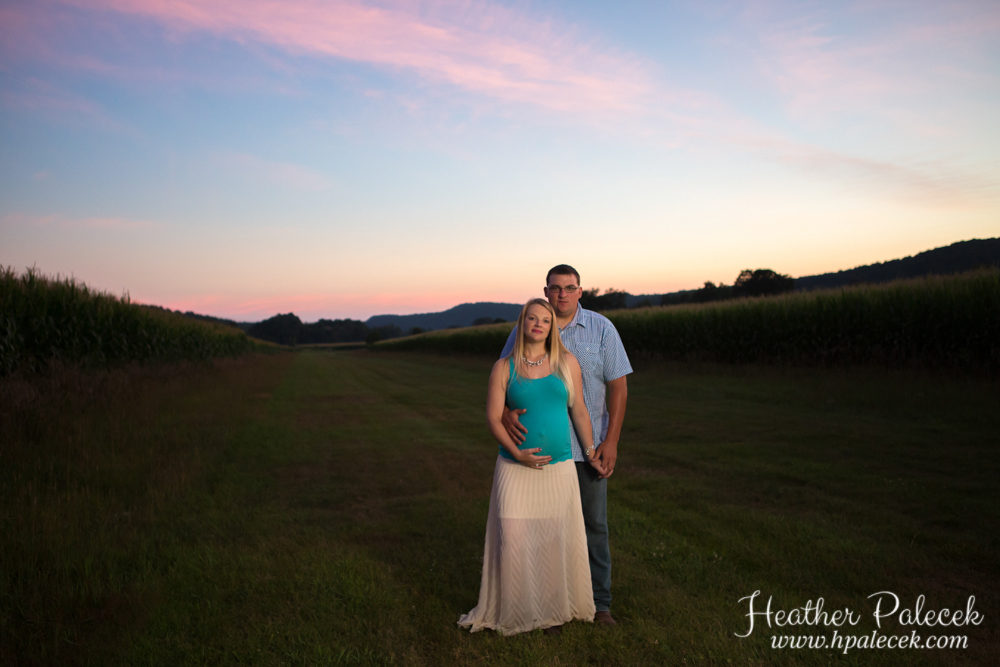 Sunset-Maternity-Photos-West-Rupert-Vermont-Farm