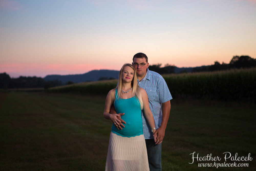Sunset-Maternity-Photos-West-Rupert-Vermont-Farm