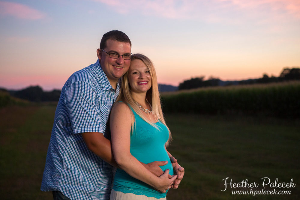Sunset-Maternity-Photos-West-Rupert-Vermont-Farm