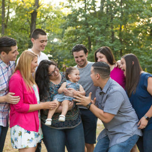 Tips for Choosing Outfits for your Family Portrait Session