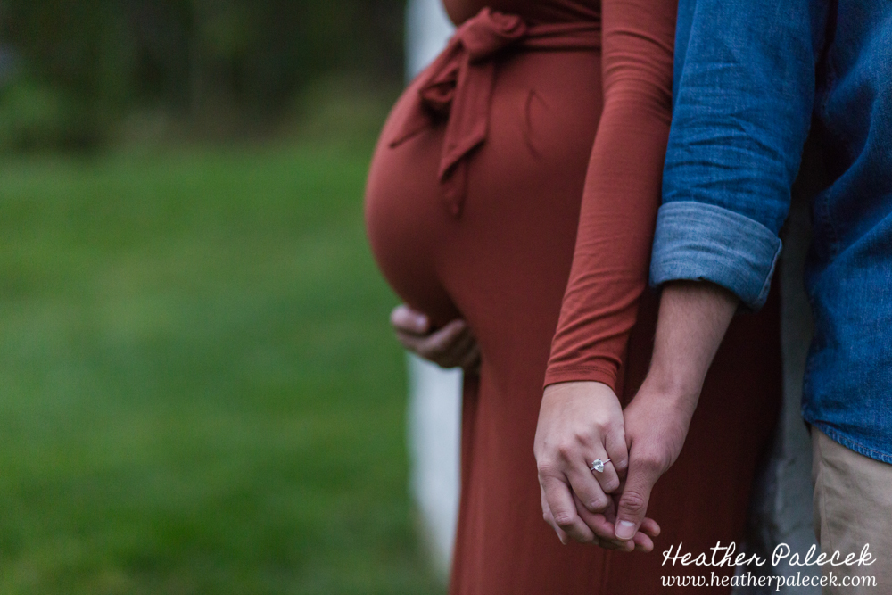 Fall Maternity Session Photograph