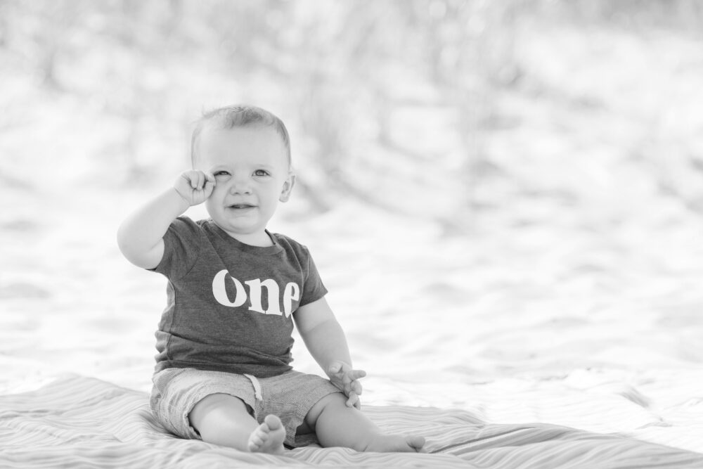 one year old portrait session at the nj beach