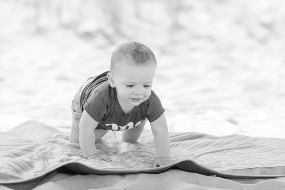 one year old portrait session at the nj beach