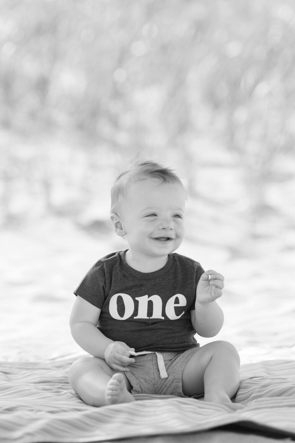 one year old portrait session at the nj beach