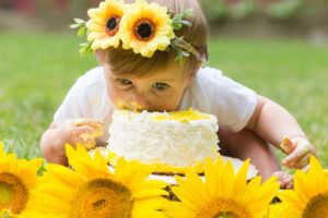 Outdoor Cake Smash for 1st Birthday {Central NJ Photographer}